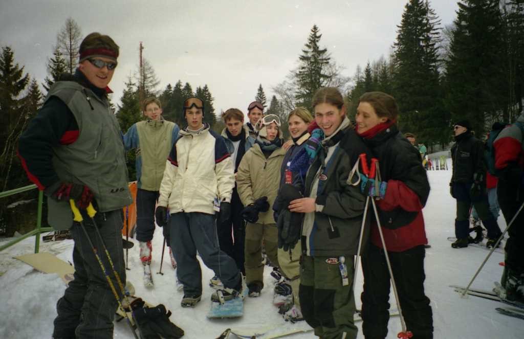 ../Images/Skifahren am Semmering1999_2.jpg